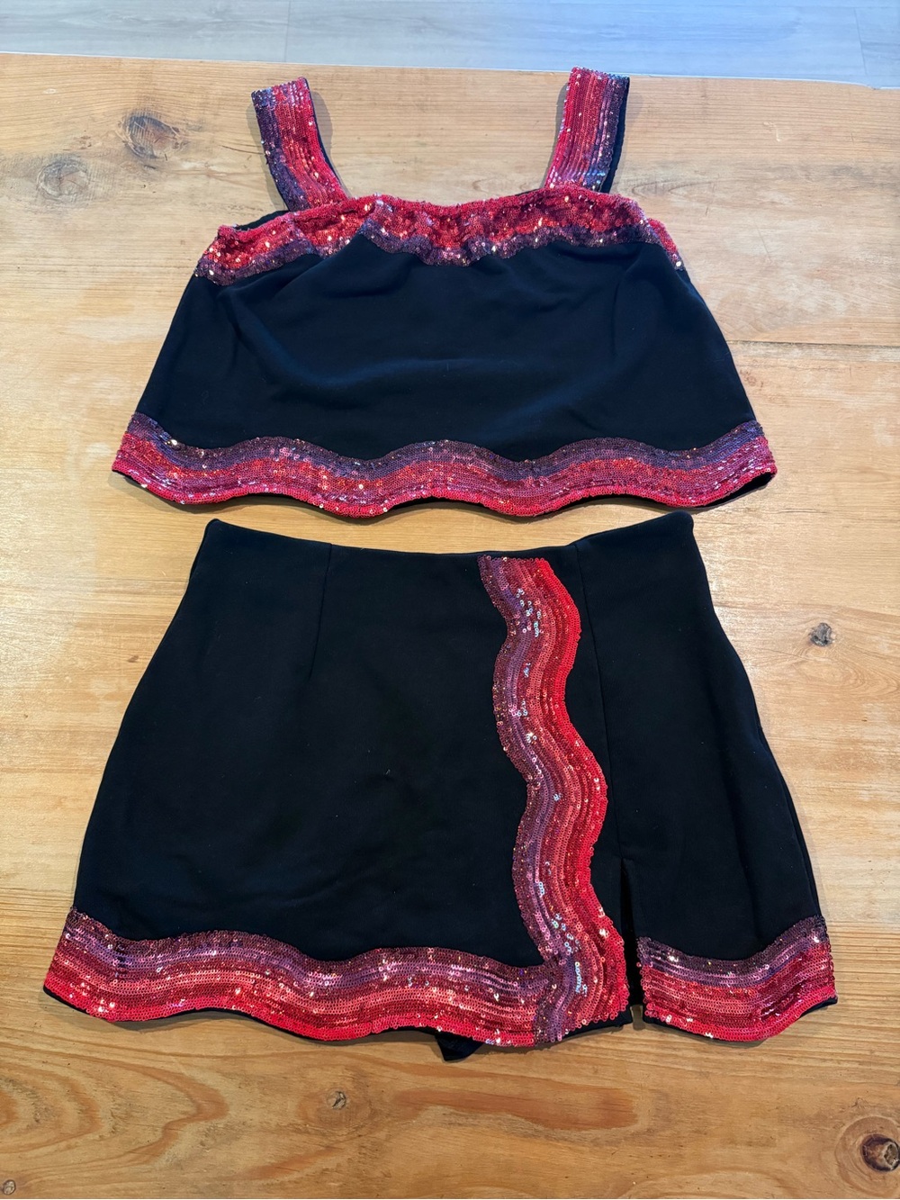 Queen of Sparkles Black Red Sequin Trim Skort Set Size Small